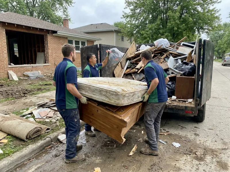 Construction & Renovation Debris in St. Charles, IL